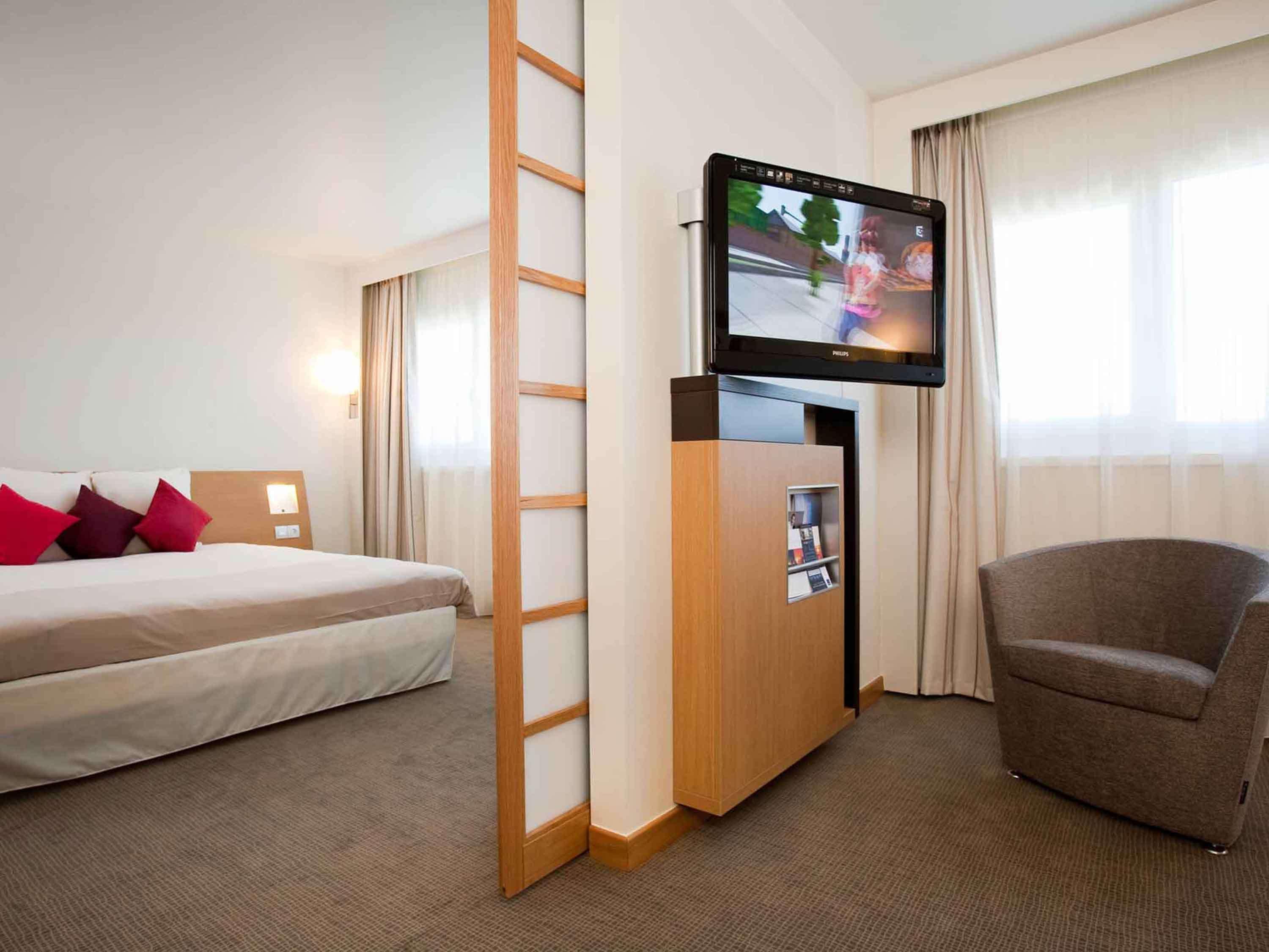 Novotel Saint-Quentin En Yvelines Magny-les-Hameaux Luaran gambar