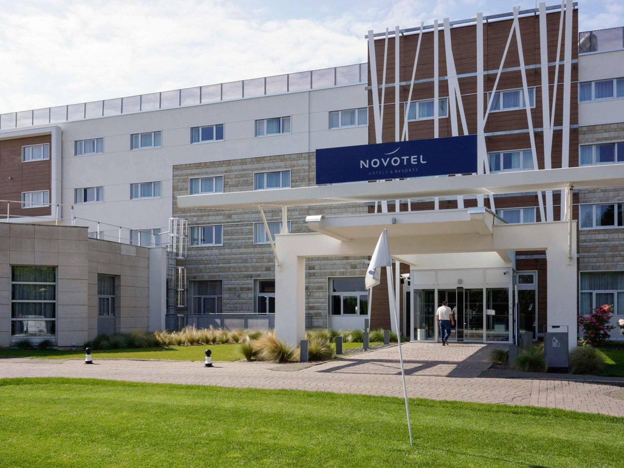 Novotel Saint-Quentin En Yvelines Magny-les-Hameaux Luaran gambar