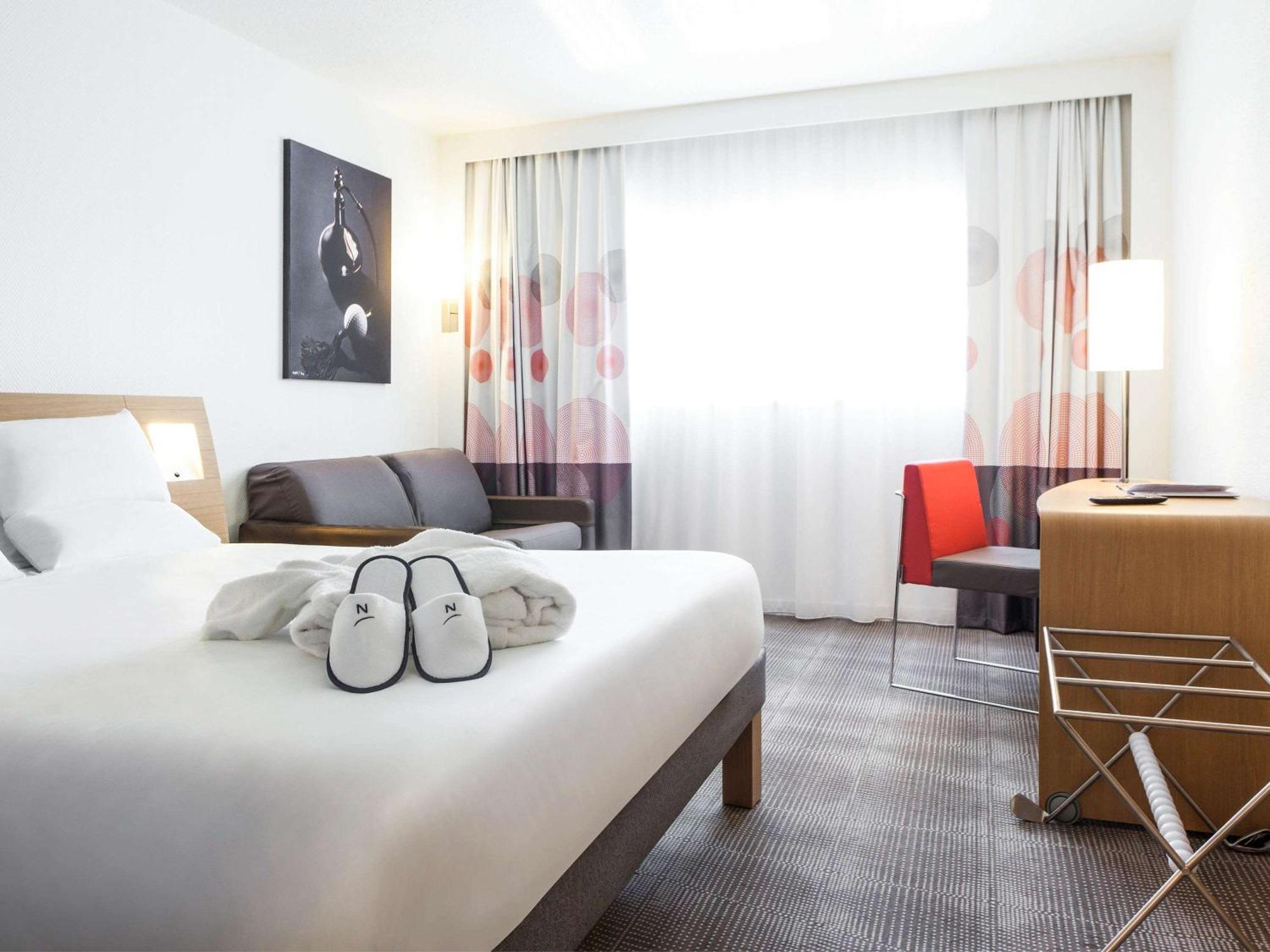 Novotel Saint-Quentin En Yvelines Magny-les-Hameaux Luaran gambar