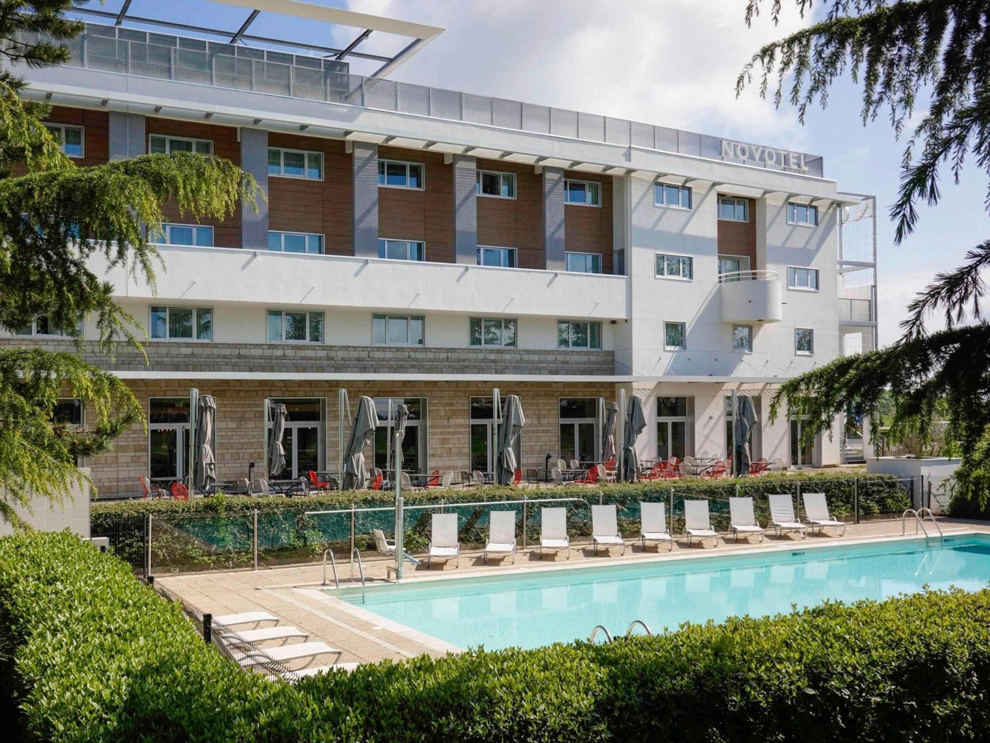 Novotel Saint-Quentin En Yvelines Magny-les-Hameaux Luaran gambar