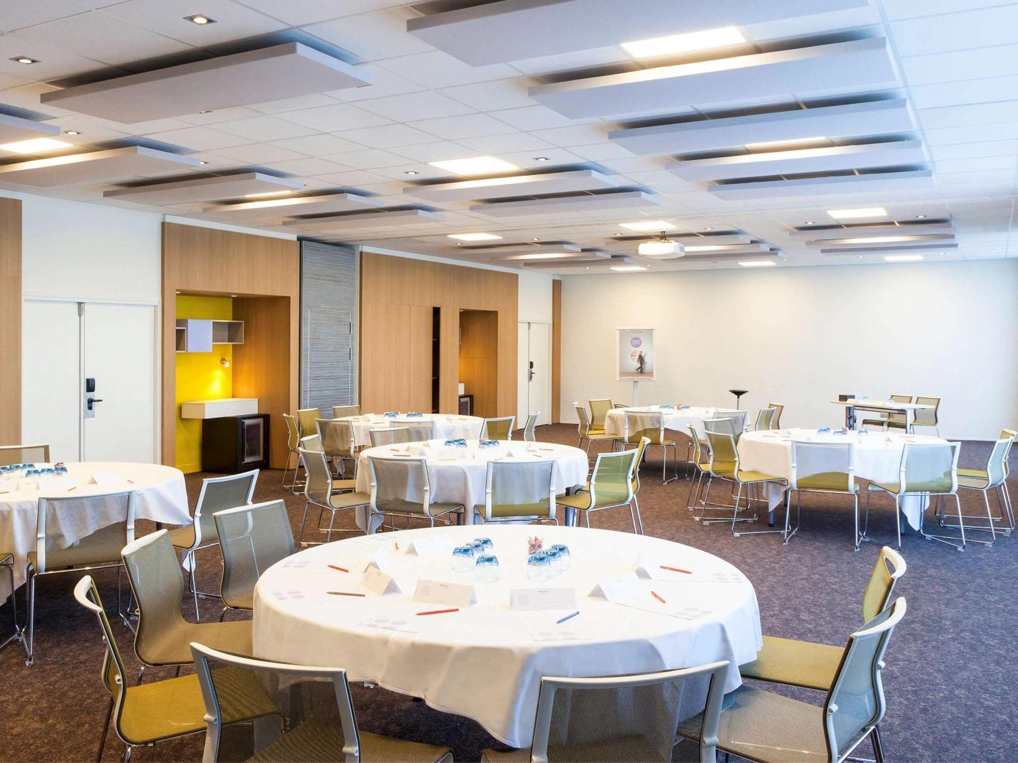 Novotel Saint-Quentin En Yvelines Magny-les-Hameaux Luaran gambar