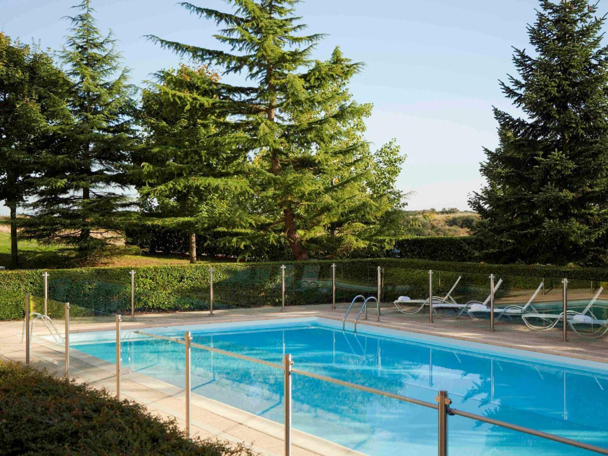 Novotel Saint-Quentin En Yvelines Magny-les-Hameaux Luaran gambar