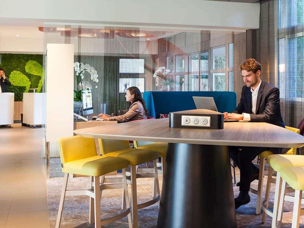 Novotel Saint-Quentin En Yvelines Magny-les-Hameaux Luaran gambar